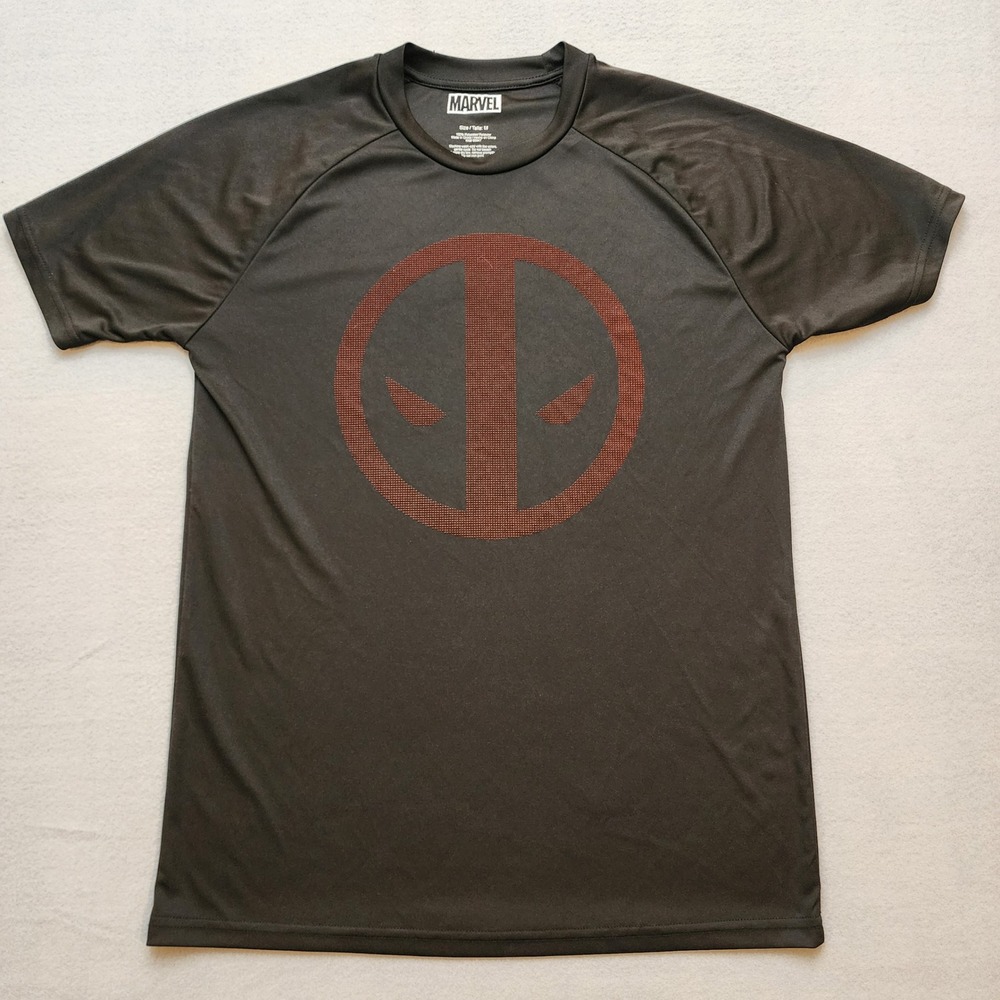 Marvel Deadpool Graphic T-Shirt Mens Medium Charcoal Gray Performance Tee Raglan